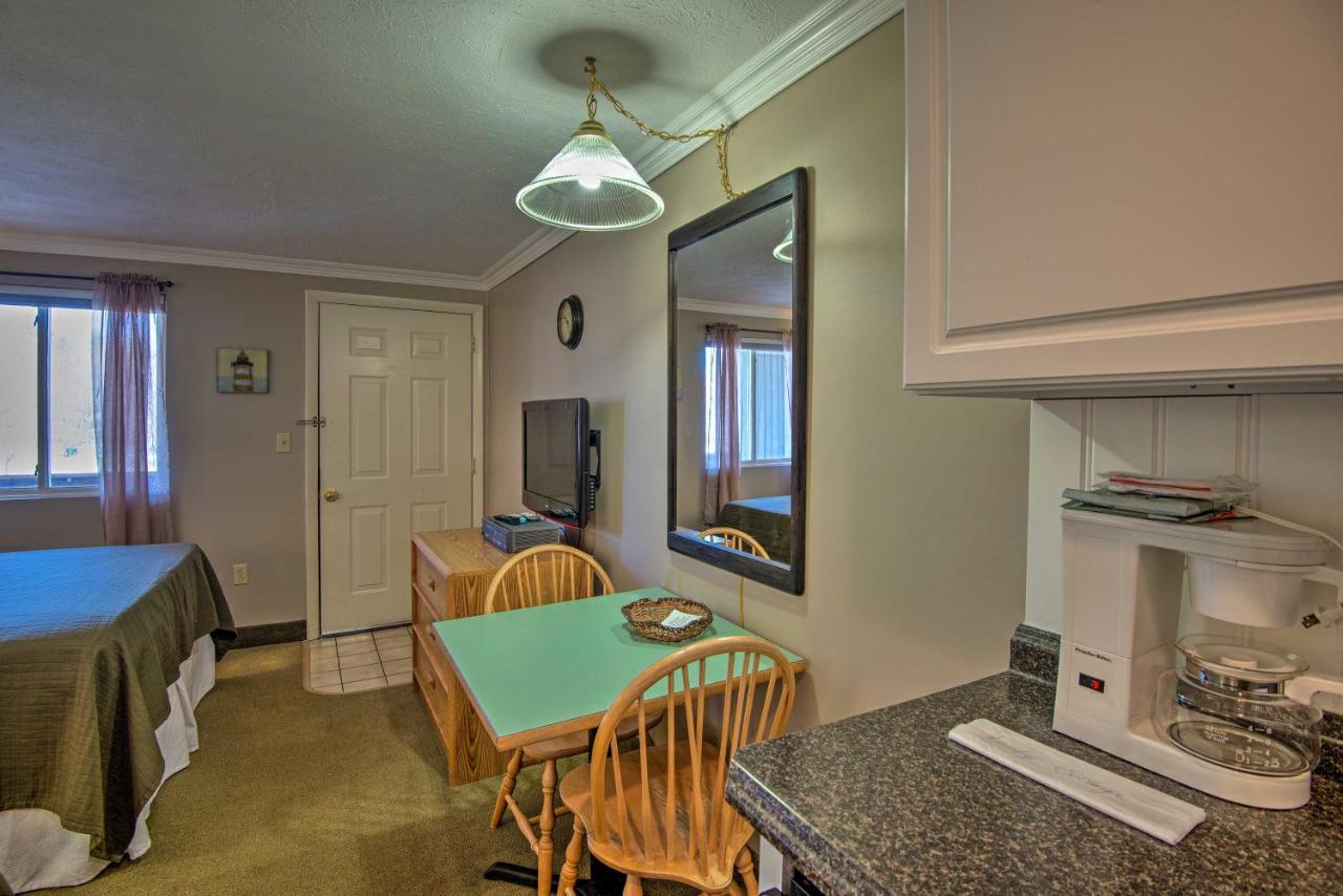Southern Maine Retreat Less Than 2 Mi To Wells Beach! Exterior photo